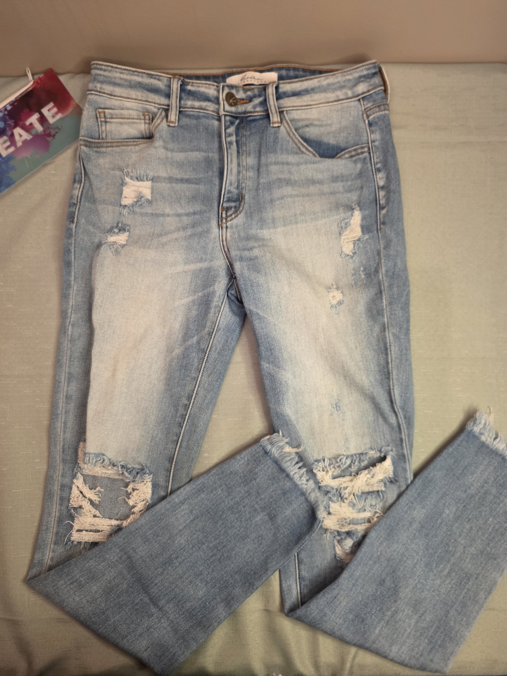 KanCan Light Blue Distressed Skinny Jeans Size 28